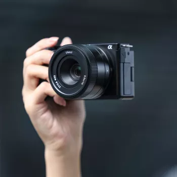 27mm F2.8 AF Prime for Sony APS-C: Everyday 40mm Look